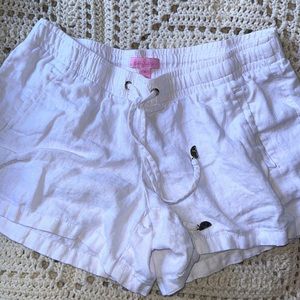 Lilly Pulitzer white 100% linen shorts size medium